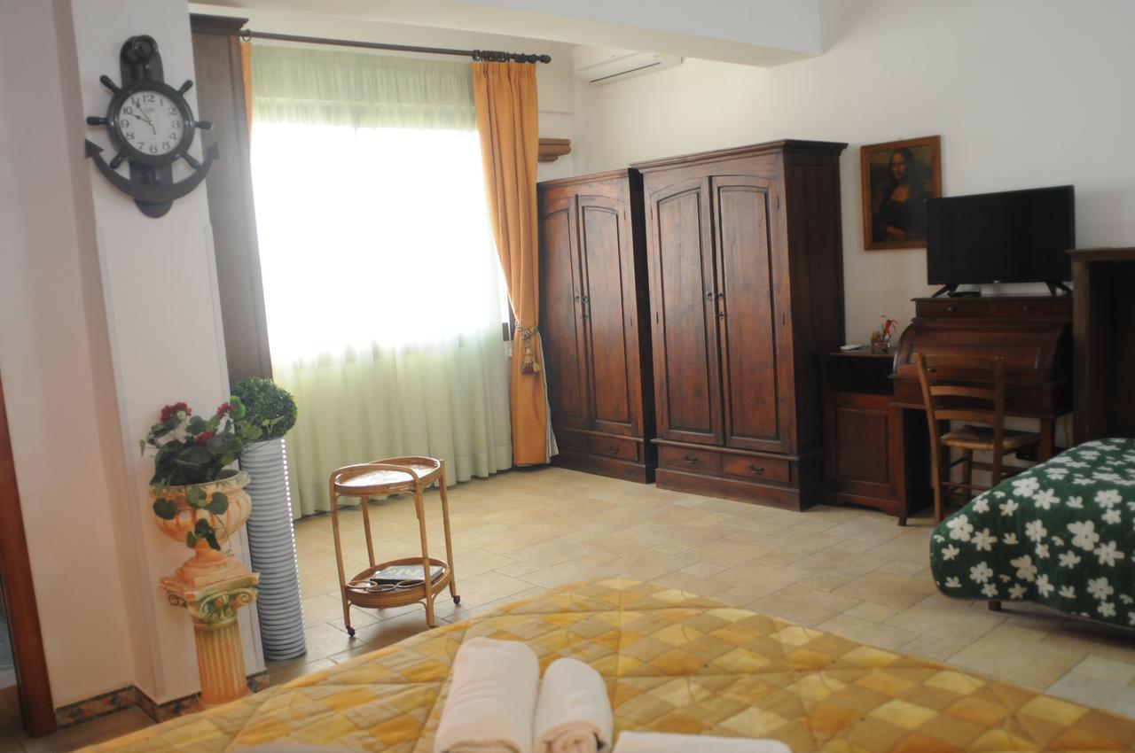 B&B Villa Anna Маринелла Экстерьер фото